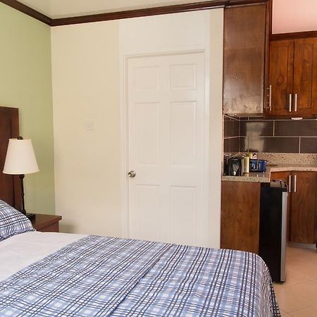 Believe Caribbean Apartment Бриджтаун Экстерьер фото